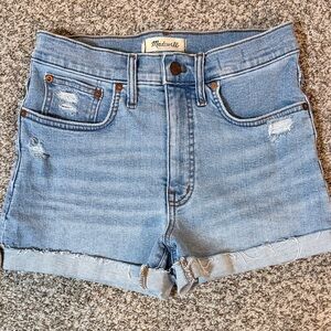 Madewell Light Wash Denim Cutoff Shorts Size 27